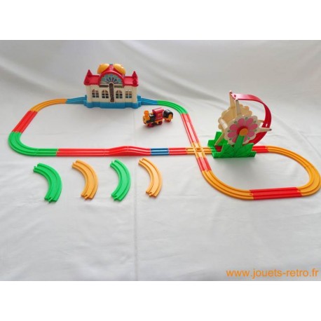 Lot De Pièces Pour Train Vulli – Occasion – Idéal Pour Collection Ou Réparation