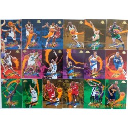 Lot 90 cartes NBA Skybox 1995