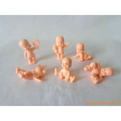 "Les Babies" lot de 6 figurines chair