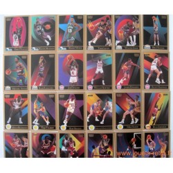Lot 136 cartes NBA Skybox 1990-91