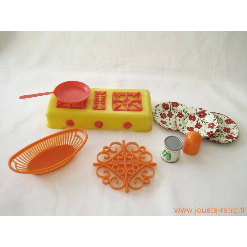 Dînette cuisine, jouets dînette, batterie de cuisine miniature, dînette  poupée, vintage des années 1960. -  France