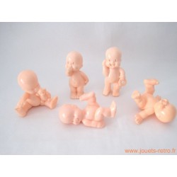 "Les Babies" lot de 4 figurines chair