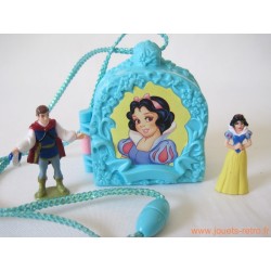 Médaillon Blanche neige Disney Mattel 1995