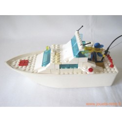 Bateau de pêche Lego 4011