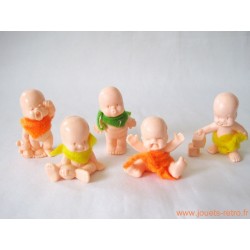 "Les Babies" lot de 5 figurines chair + habits