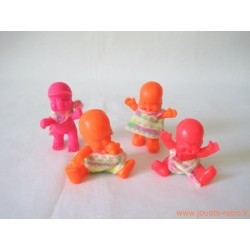 "Les Babies" lot de 4 figurines fluo + habits