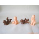 "Les Babies" lot de 4 figurines chair + marron