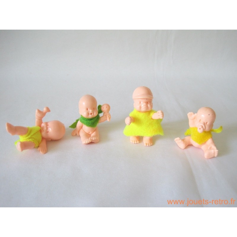 "Les Babies" lot de 4 figurines chair + habits