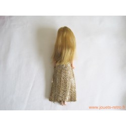 Mini poupée mannequin Dawn et deux tenues
