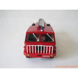 Camion pompiers Berliet FF 6x6 1/43