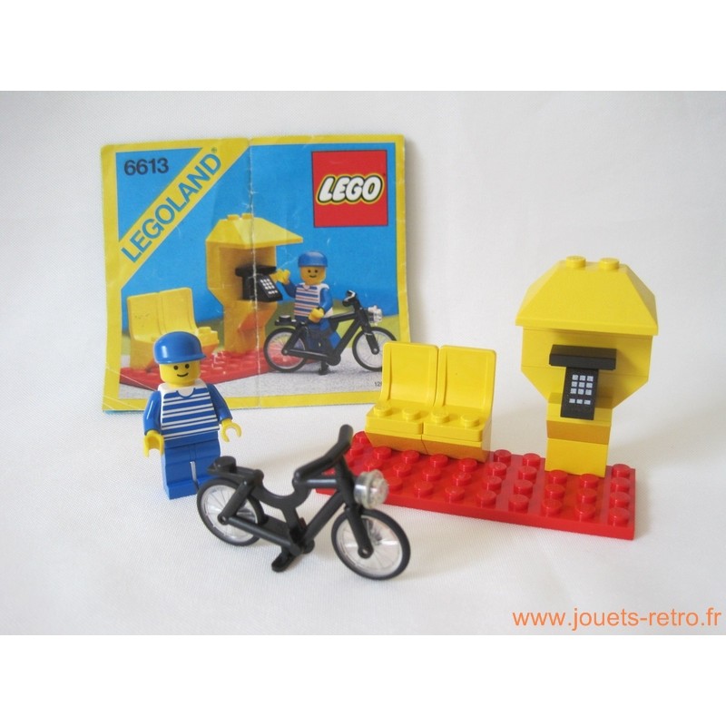 Le cycliste et la cabine téléphonique Lego 6613