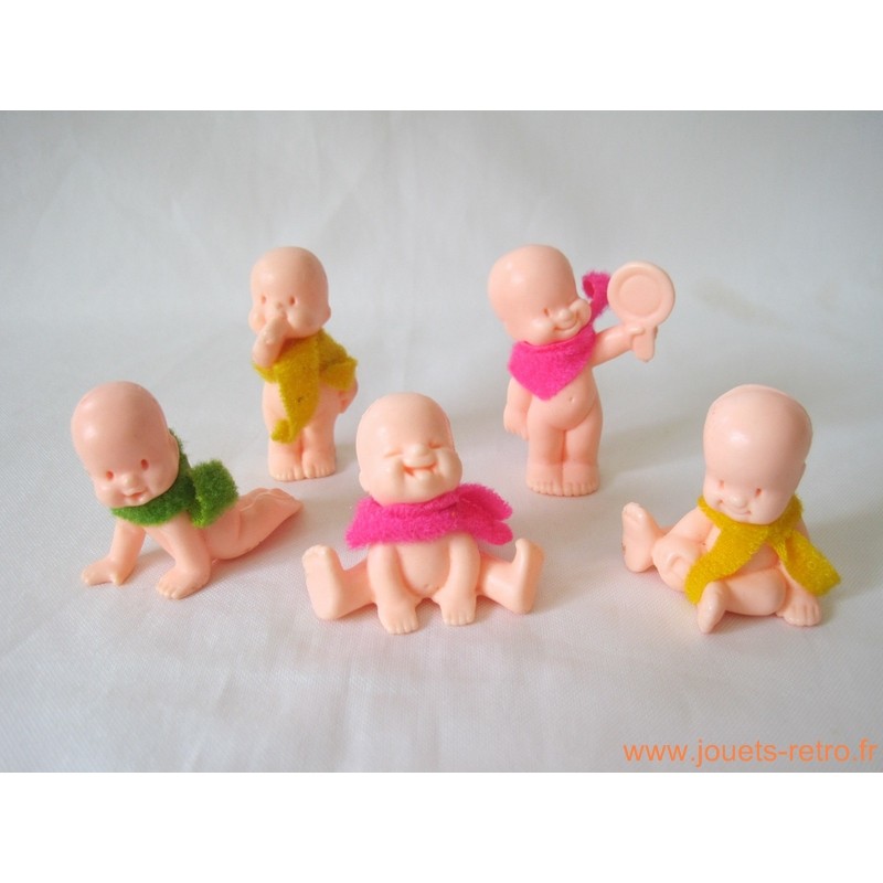 "Les Babies" lot de 5 figurines chair + habits