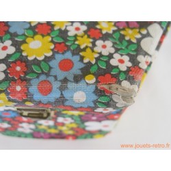 Valisette à couture fleurie vintage