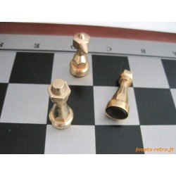 Jeu d'échecs magnétique vintage design