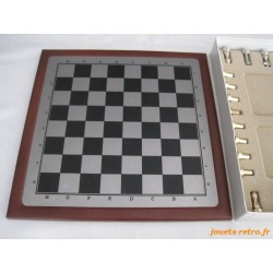 Jeu d'échecs magnétique vintage design