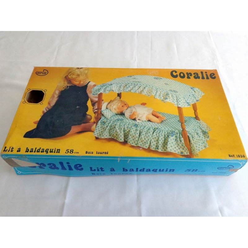 Lit de poupée à baldaquin en bois - Eria années 70 - jouets rétro jeux de  société figurines et objets vintage