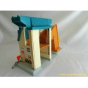 Play Family Lift & Load Depot - Fisher Price 1976